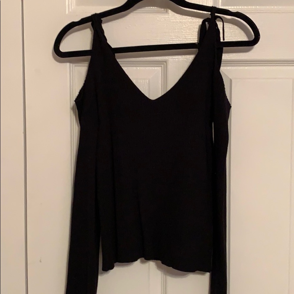 Off the shoulder tie shirt